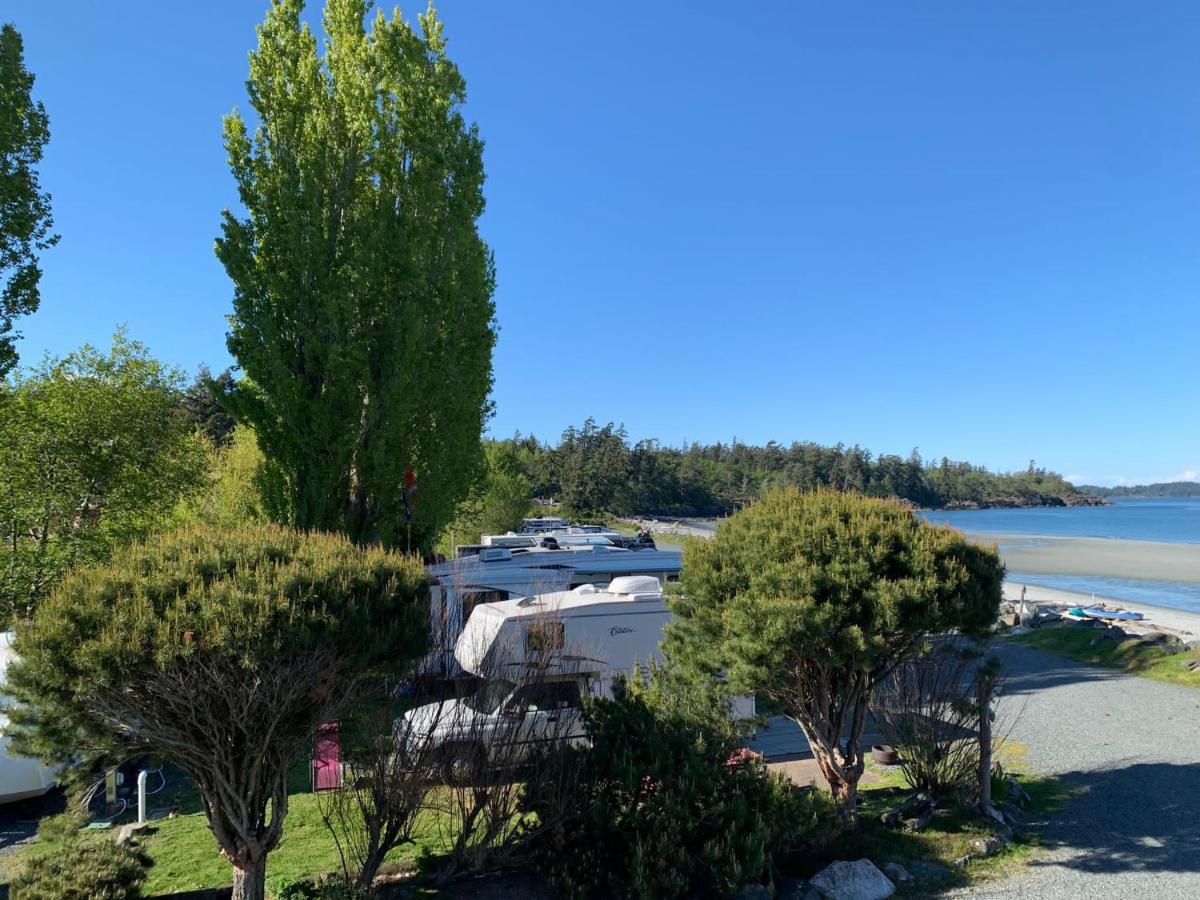 Metchosin Beach House Victoria Eksteriør billede